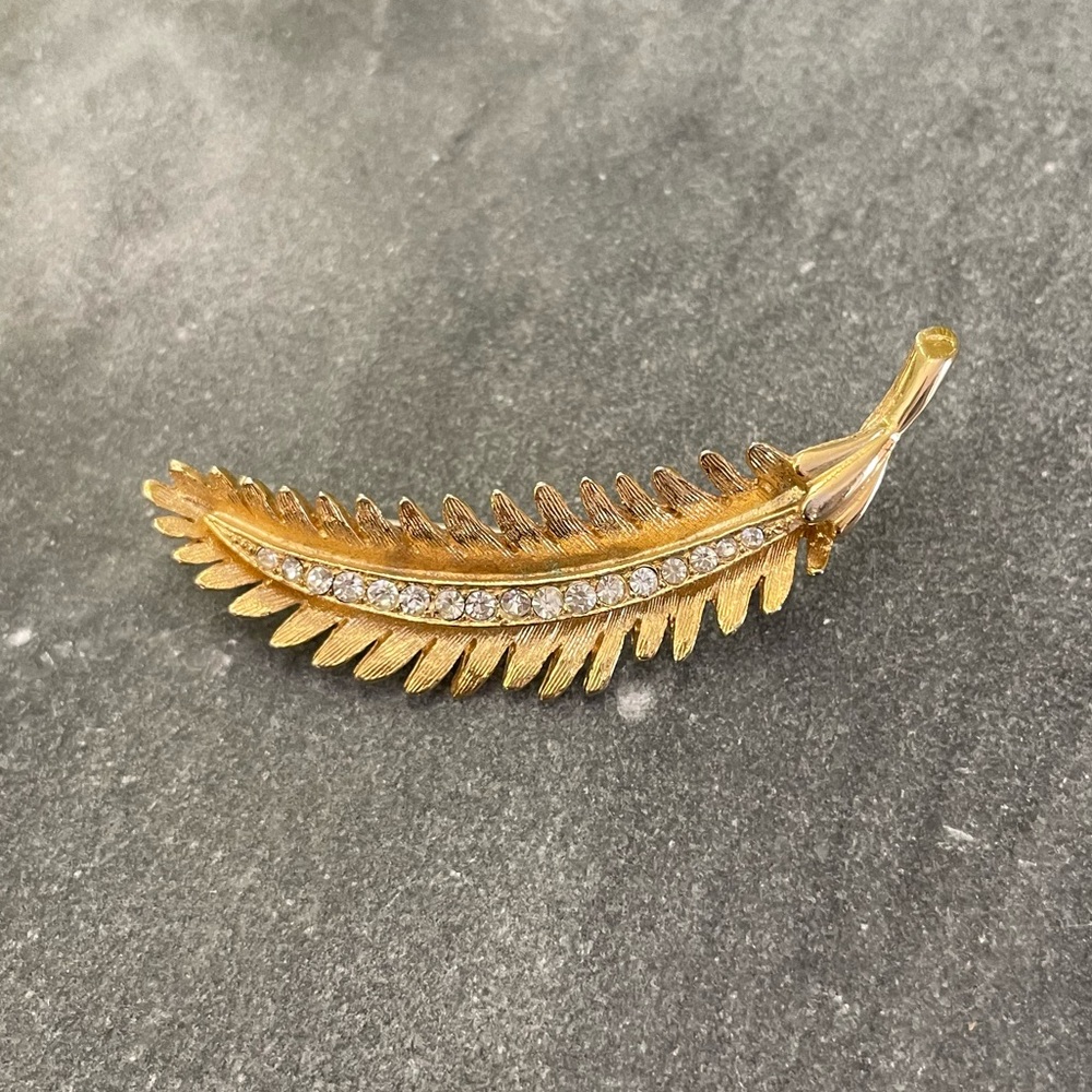 Vintage Coro Gold Feather Crystal Brooch